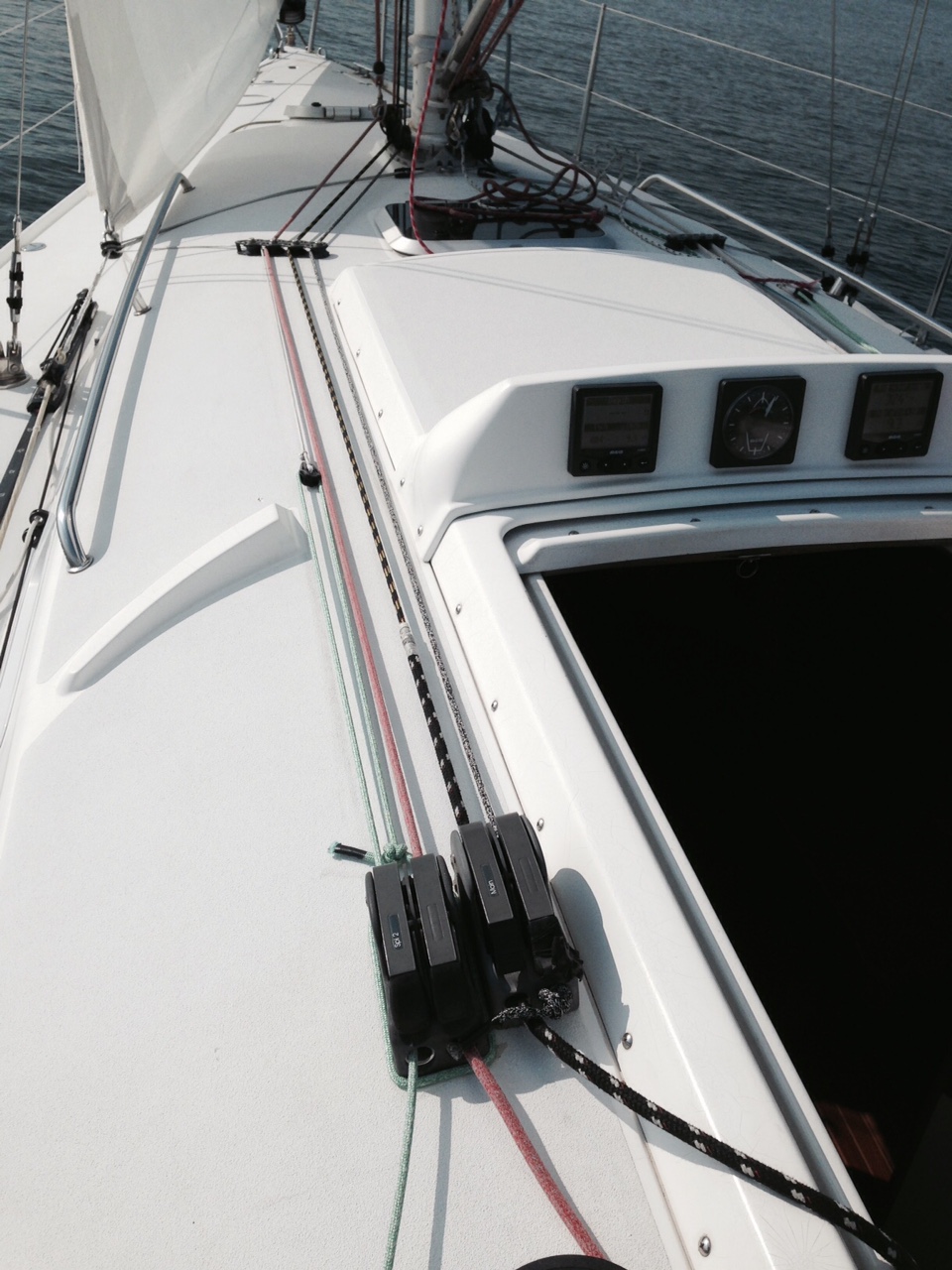 second cascade tied around rope clutch, cleated in spare clutch